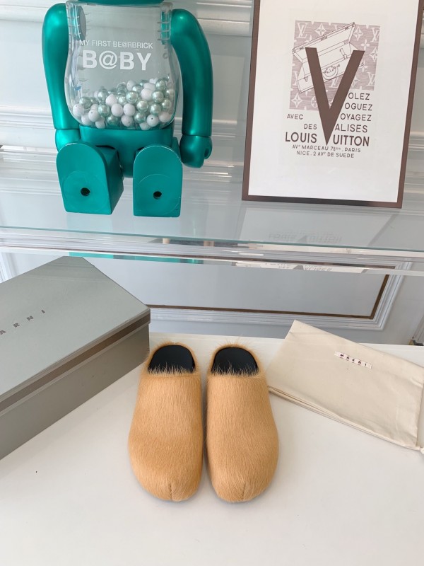 Marni 2025/SS Mule Shoes with Pony Hair Design - LY00