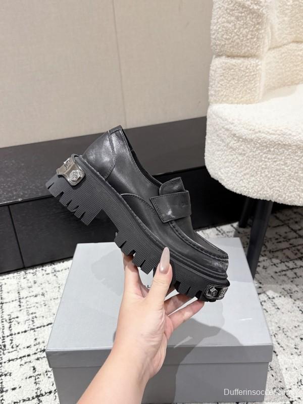Balenciaga 2025 SS Loafers with Retro Design and Lightweight TPU Sole - KFY00320