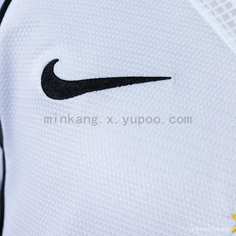 05/06 Corinthians Home - Retro Jersey