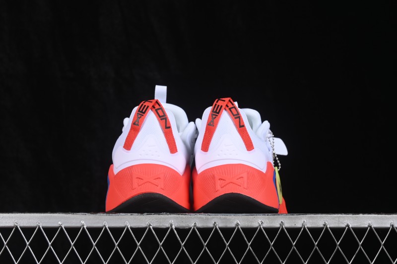 Nike Free Metcon 7 Training Shoes with Breathable Mesh and Cushioned Sole - II7405-102