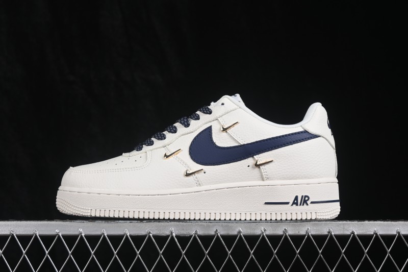 Nike Air Force 1 '07 Low Skateboarding Shoes with Full-Length Air Cushion - DN9688-127
