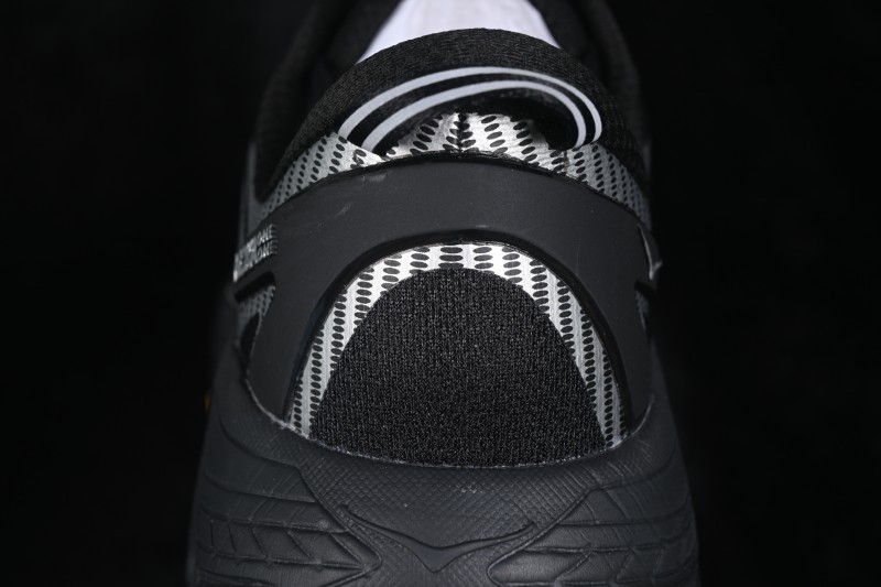 Hoka Mafate Speed 2 Trail Running Shoes with Lightweight Fresh Foam and Vibram Outsole - 1126851 BKSV