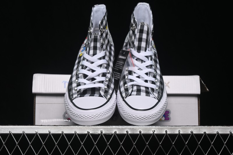 Converse × Hello Kitty and Friends Picnic Chuck Taylor All Star Hi High-Top Casual Skate Shoes - A17697C