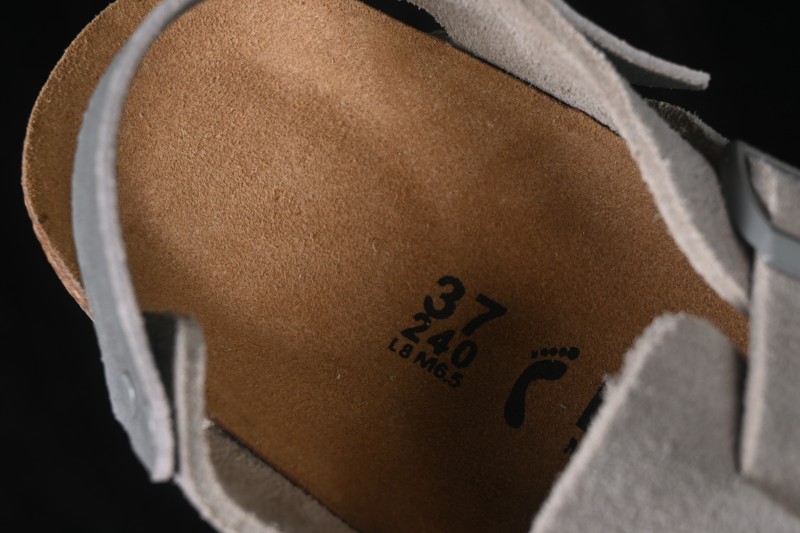 Birkenstock Clog Sandals with Soft Leather and Shearling Lining - 1028323