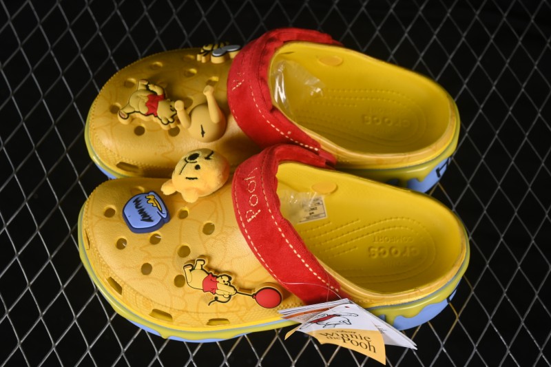 Crocs Disney Winnie the Pooh Platform Clog with Cushioned Footbed - Cloud