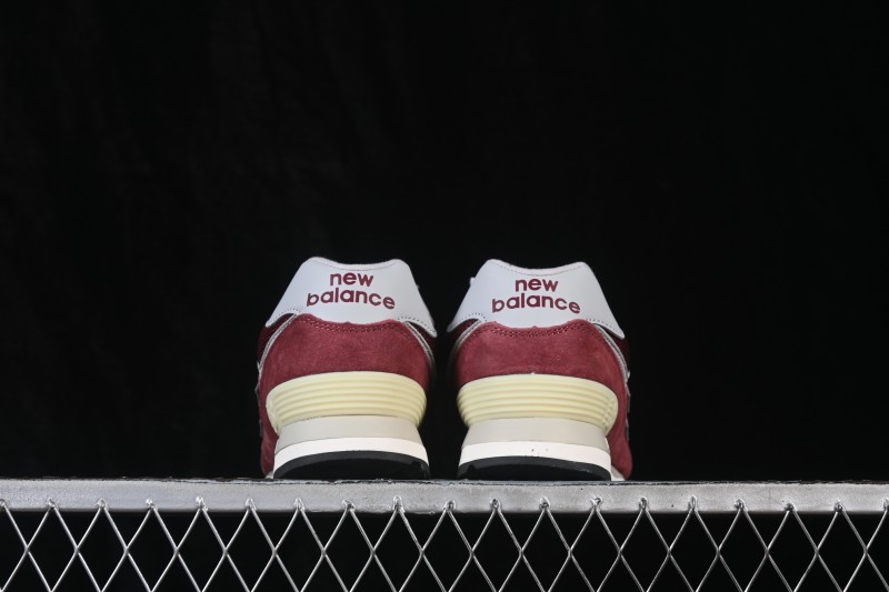 New Balance 574 Classic Retro Running Shoes with Suede and Mesh Upper - ML574VB