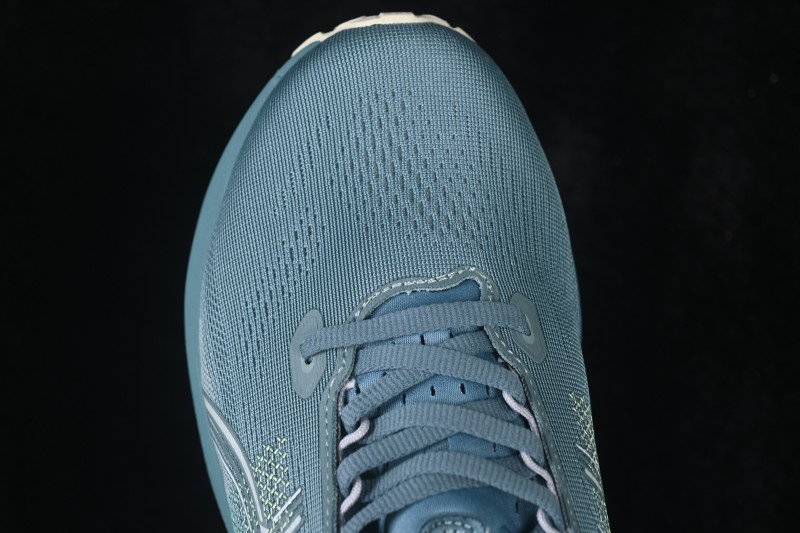 Asics Gel-Kayano 33 Running Shoes with Breathable Mesh and Advanced Cushioning - 1011C167-402