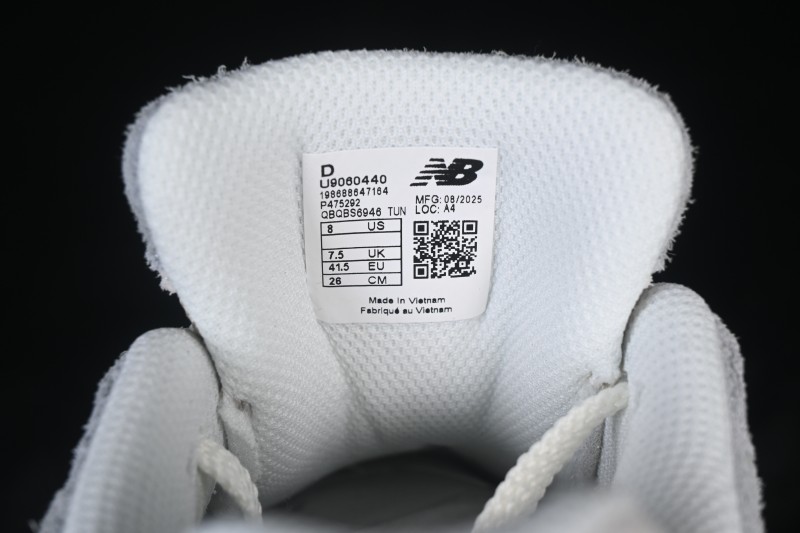 New Balance Retro Vintage Running Shoes with ABZORB Cushioning - U9060440