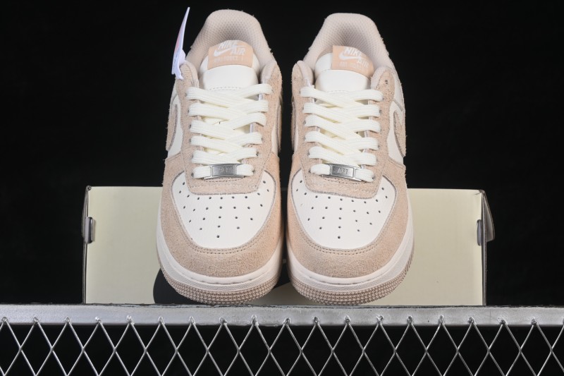 Nike Air Force 1 '07 Low Casual Skateboarding Shoes with Cream and Light Grey Colorway - HQ3905-001