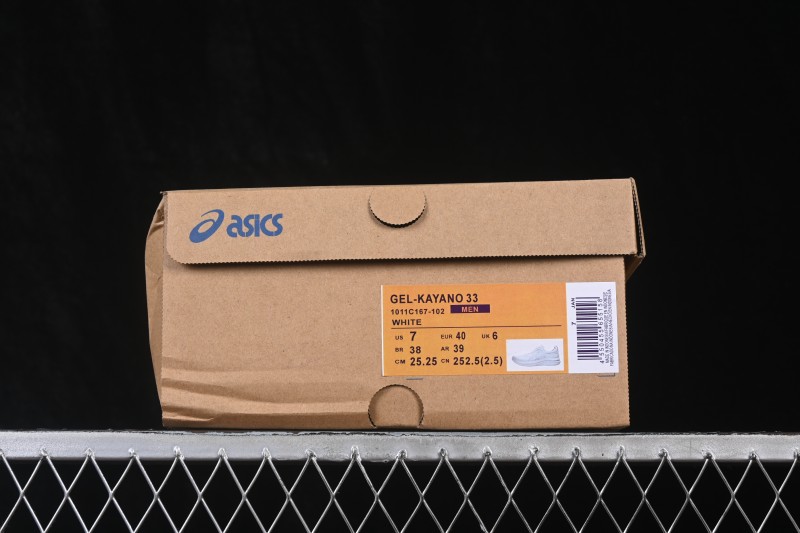 Asics Gel-Kayano 33 Running Shoes with Breathable Mesh and Professional Cushioning - 1011C167-102