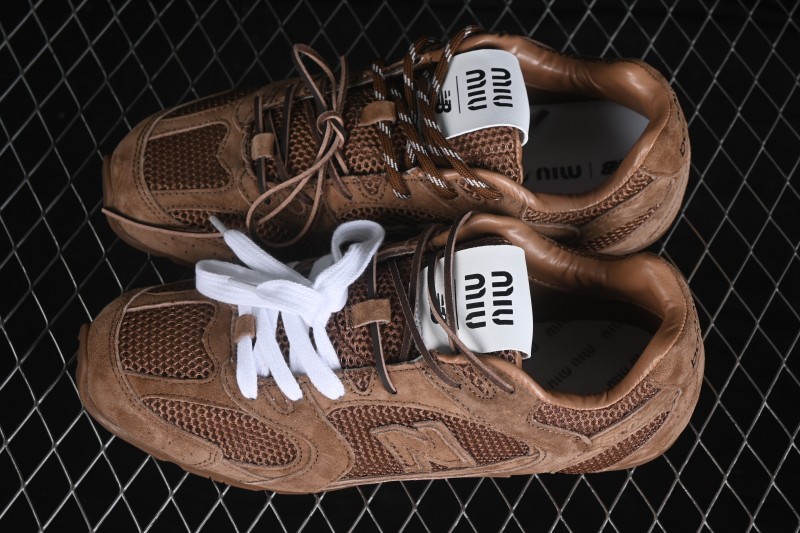 MiuMiu x New Balance 530 Retro Low-Top Casual Lifestyle Shoes with Deconstructed Design and Dual Laces - AJD4