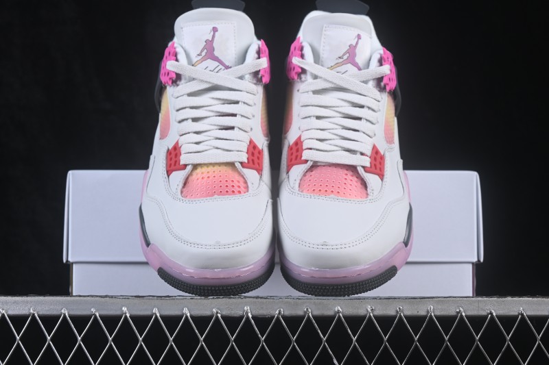 Nike Air Jordan 4 Retro Comic AJ4 Running Shoes with Graphic Design - JA1135-100