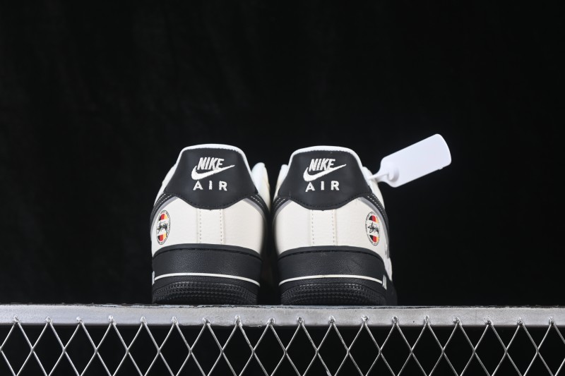 Nike Air Force 1 '07 Low Casual Sneakers - DD1982-374