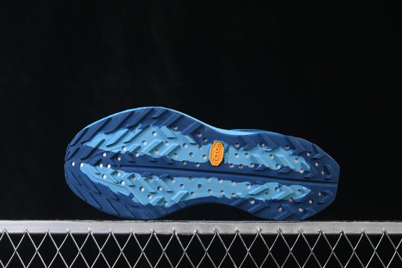 Nike ACG Ultrafly Trail Running Shoes with Road Racing Cushioning - HF5668-400