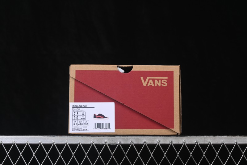 Vans Knu-Skool Low-Top Casual Skate Shoes - VN000D22BT01
